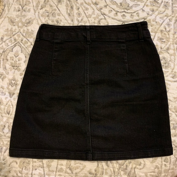 Black denim button up skirt! - Picture 3 of 3